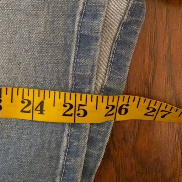 Bebe Off The Shoulder Denim Distressed Romper Contemporary Feminine Festival - Picture 13 of 16